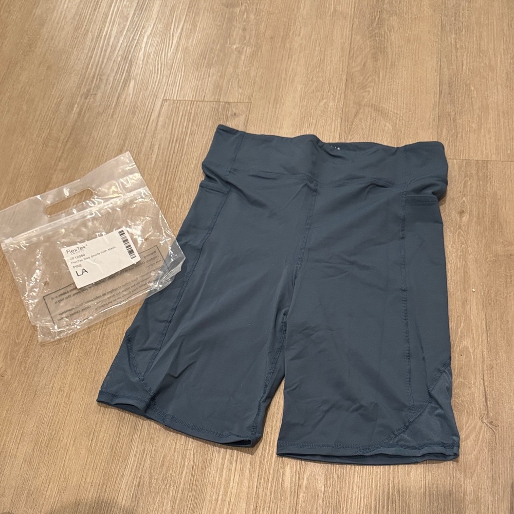 Weissman Flex Tek Gray Blue Bike Shorts With Mesh.